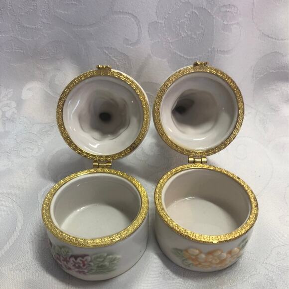 Vintage Angel Trinket Boxes - Picture 4 of 6